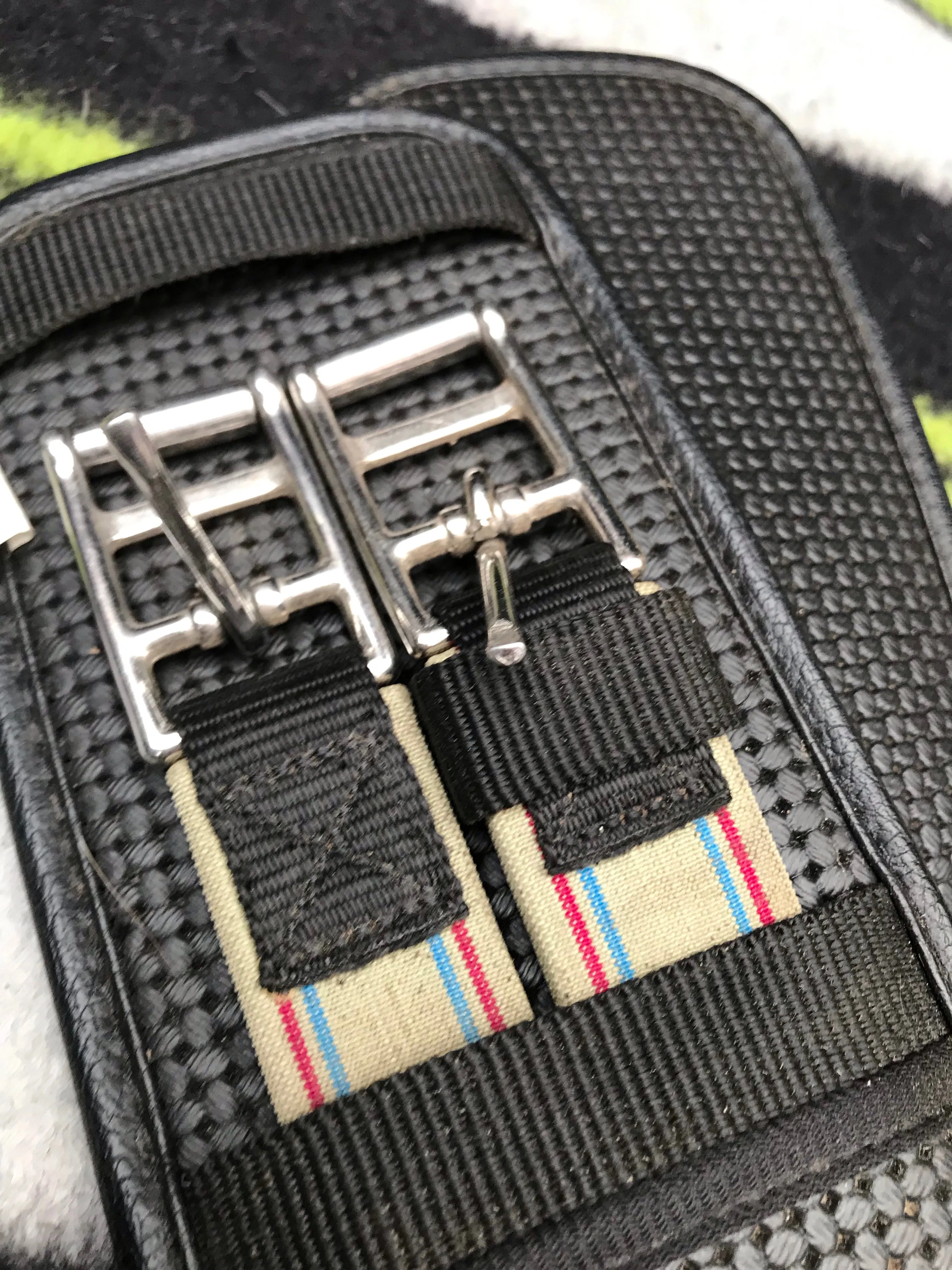 33” black aerborn comfort girth