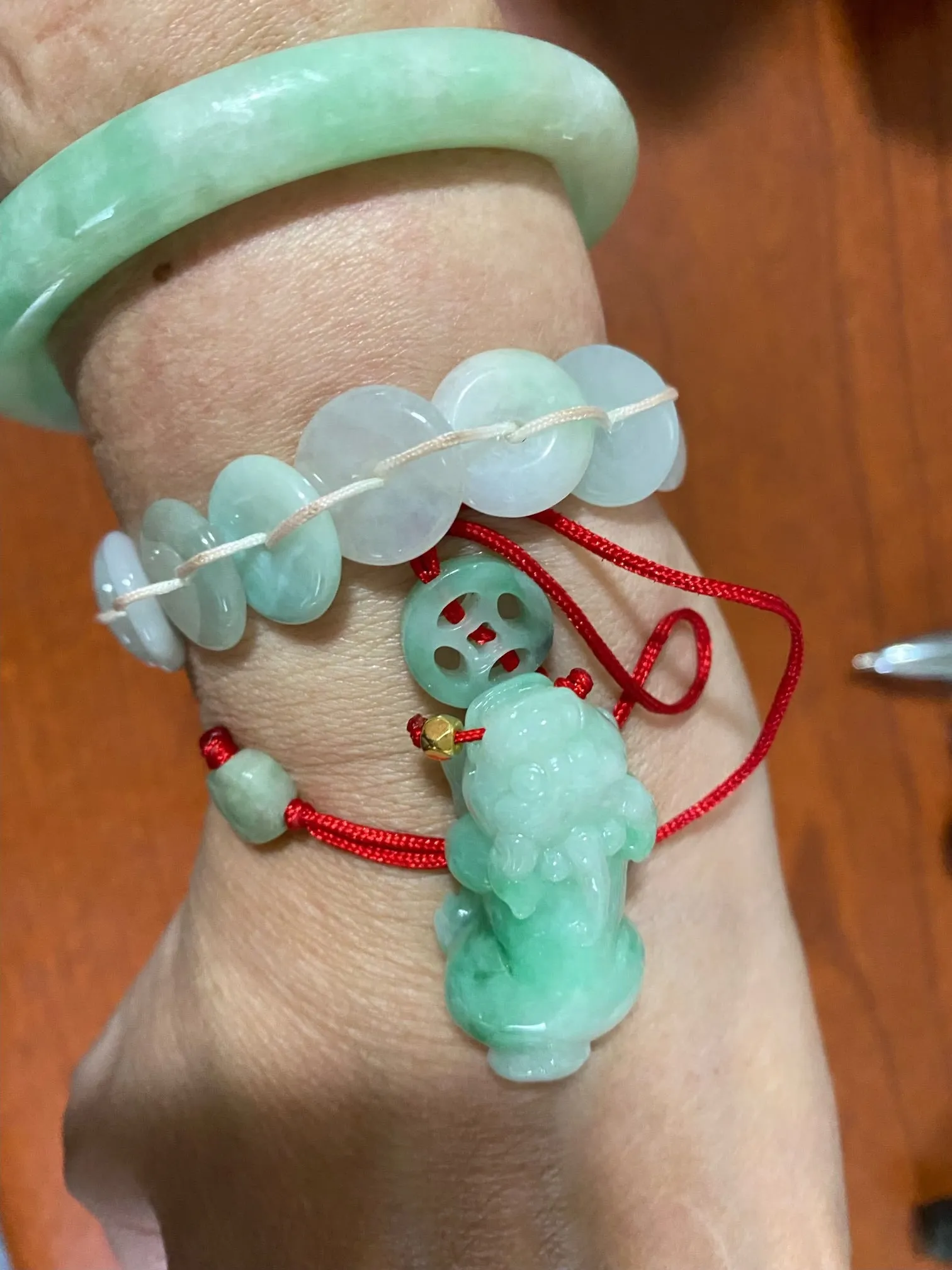 Burmese Blue Green Jadeite Comfort Fit Bangle