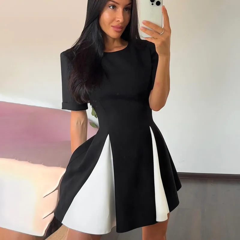 Classic Black and White Contrast Patchwork Short Sleeve Dress