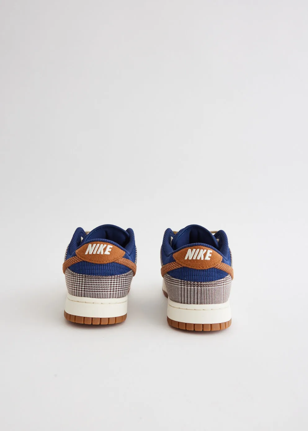 Dunk Low Premium 'Tweed Corduroy' Sneakers