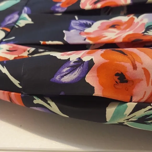 Express Design Studio Silk Floral A-Line Midi Skirt Sz 4 Black Red Purple Green