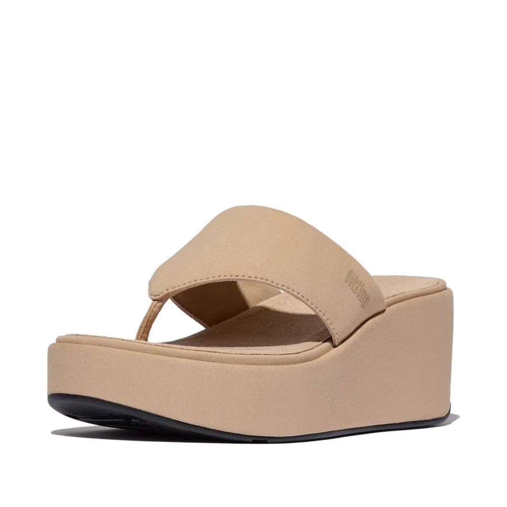 Fit Flop Classic Beige Platform Toe Post Sandal|JF8B41