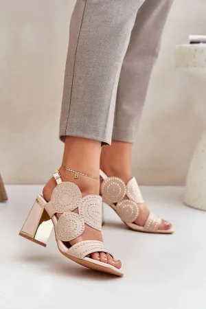 Heel sandals Step in style