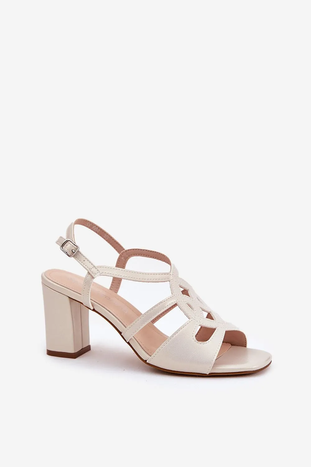 Heel sandals Step in style
