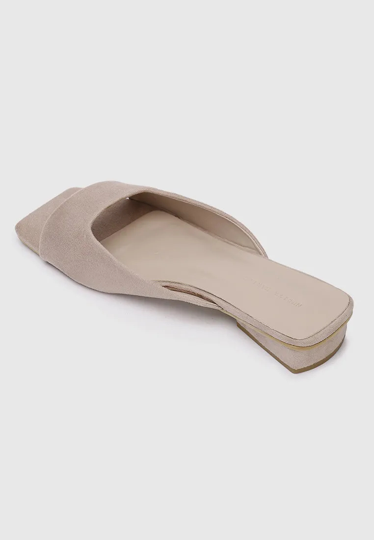 Hermione Slide Sandals (Nude)