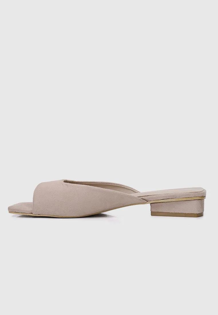 Hermione Slide Sandals (Nude)