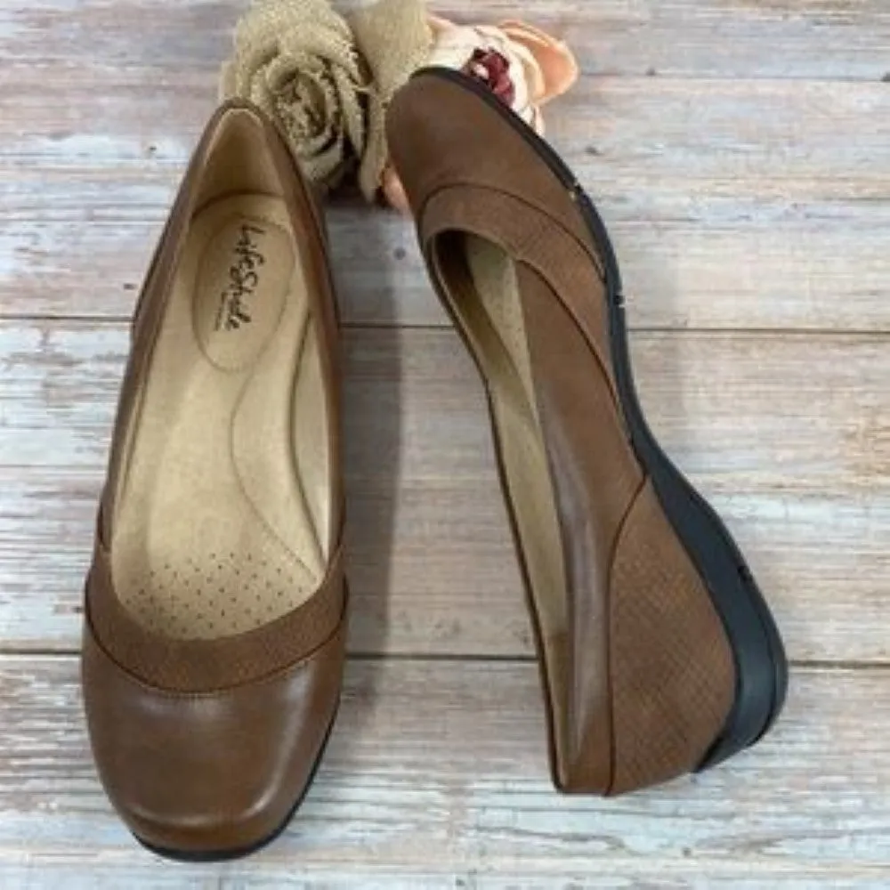 LIFESTRIDE Deja Vu Brown Faux Leather Ballerina Flats 9.5W