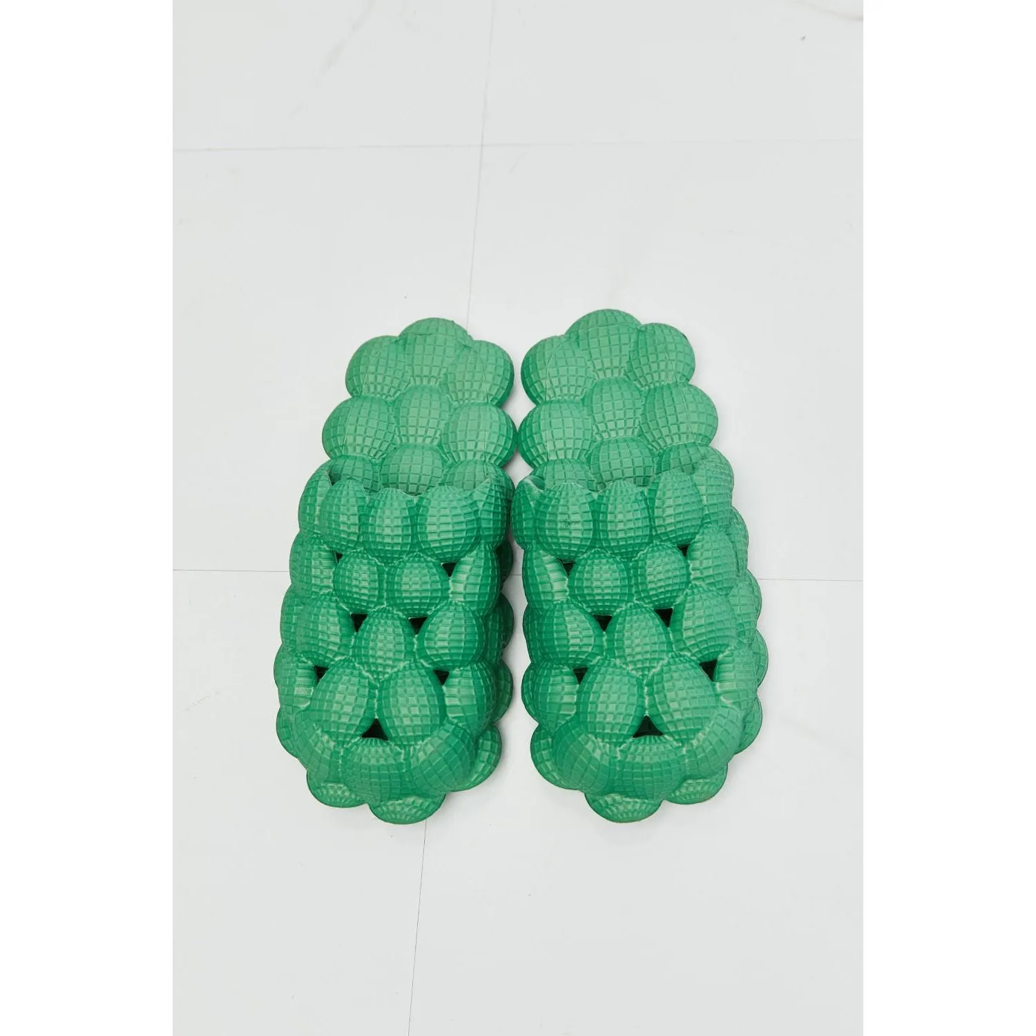 NOOK JOI Laid Back Bubble Slides in Green