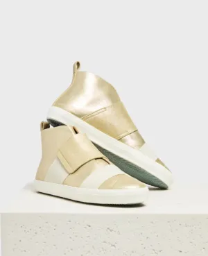Opa High-Top Sneaker