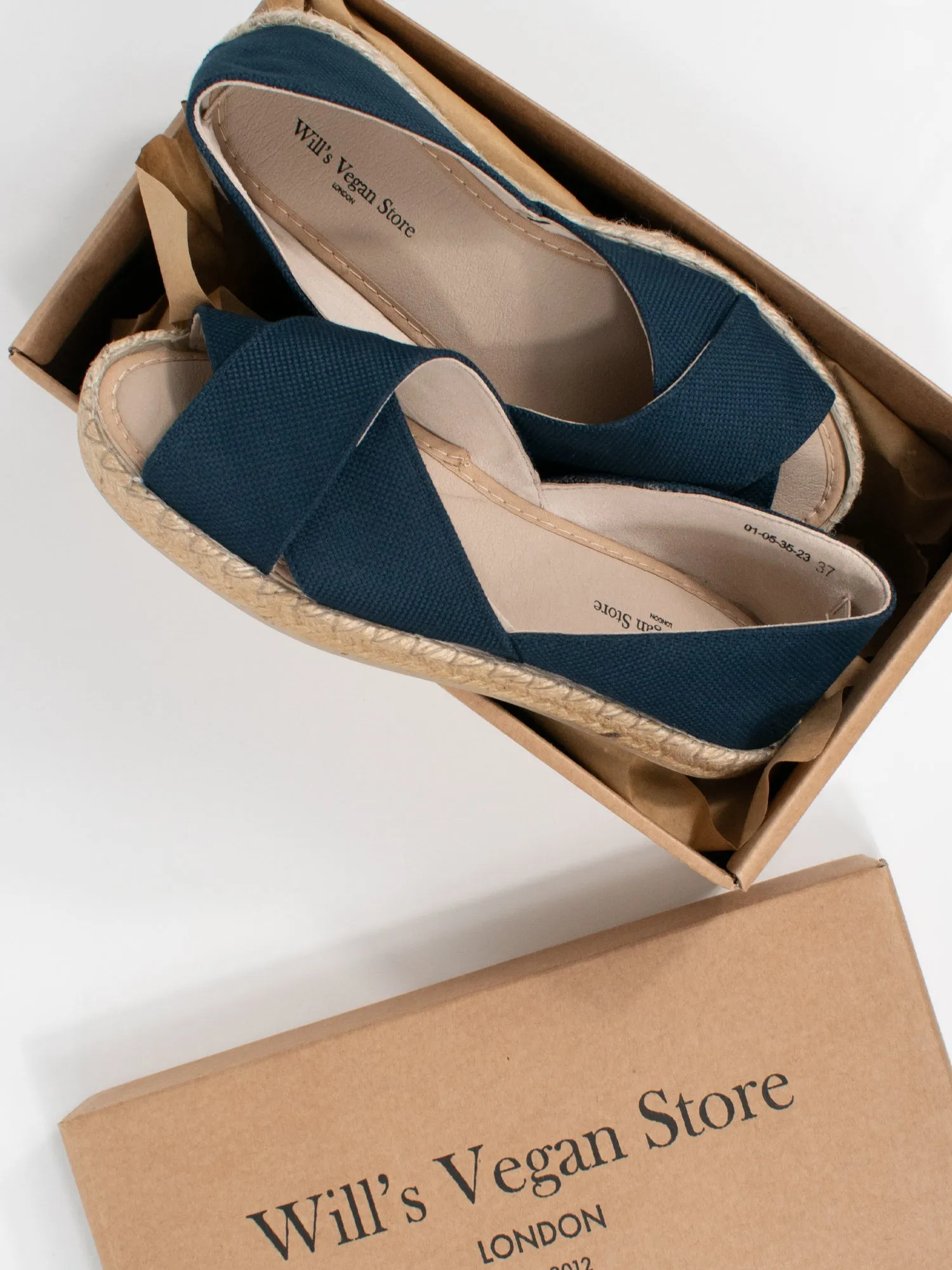 Recycelte Espadrille mit überkreuzten Riemen