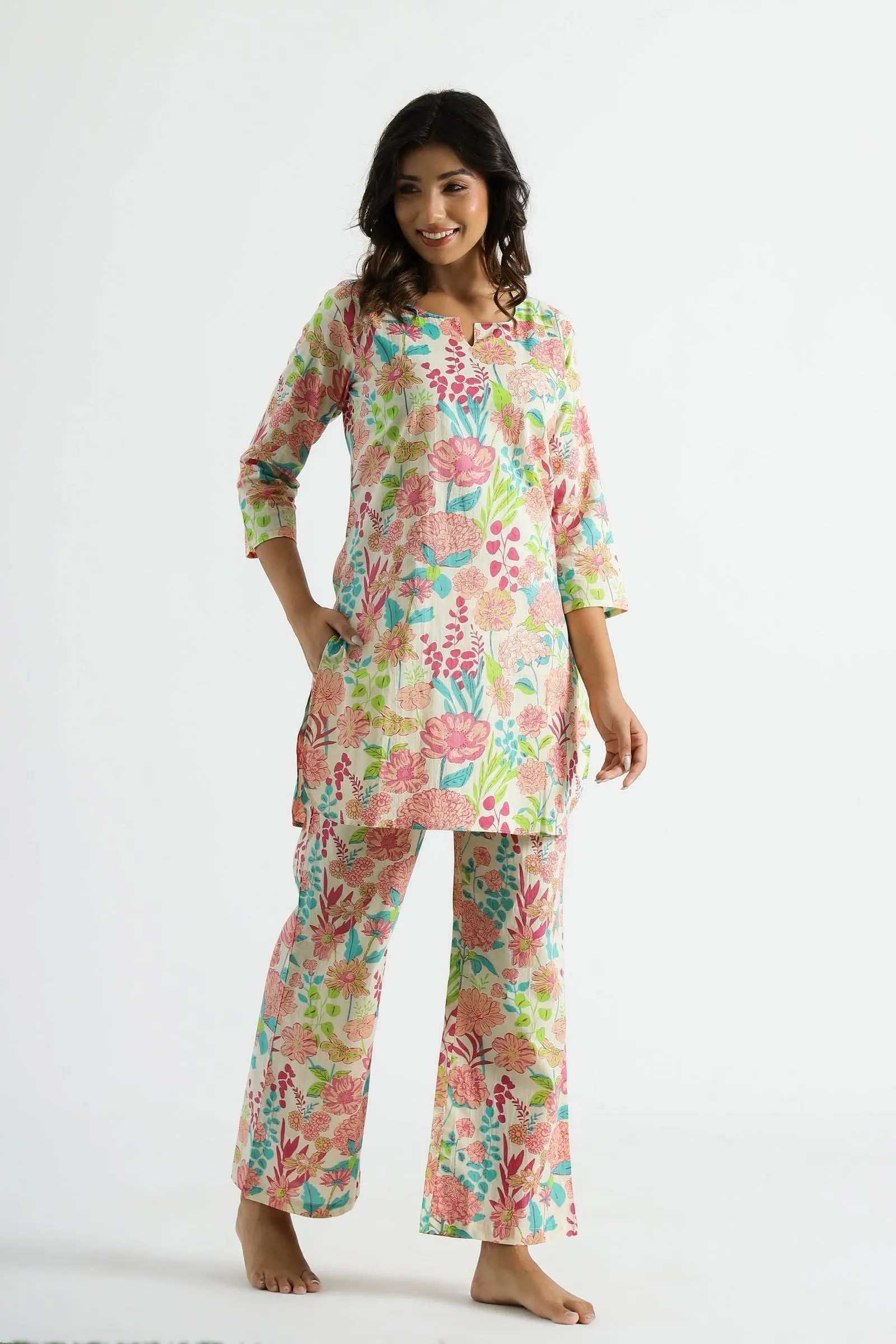 Rheycart Cotton Rayon Printed V Neck 3/4th Sleeve Multicolor Co Ord Set For Women