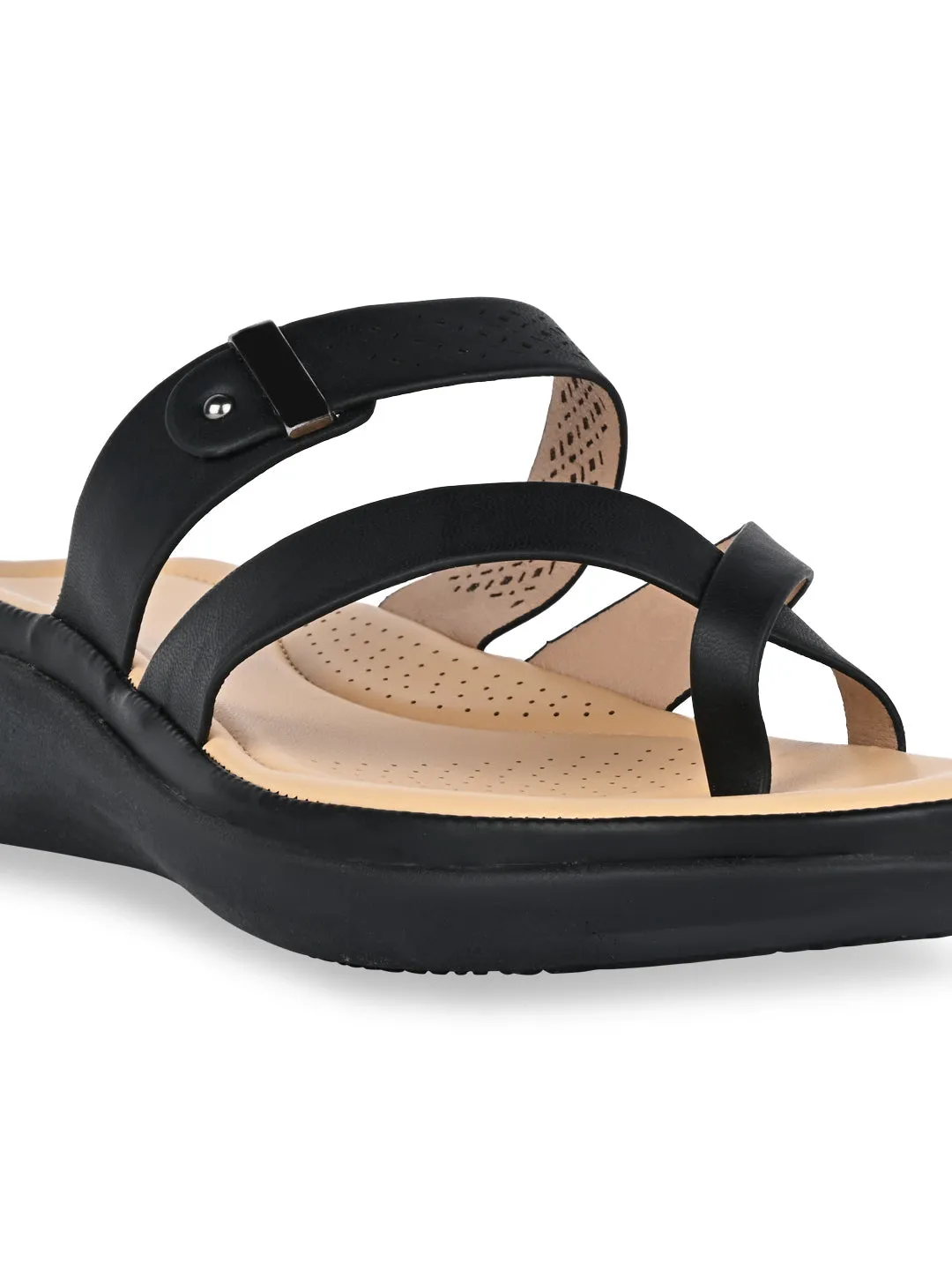 Rocia By Regal Black Women Classic Laser Cut Flats