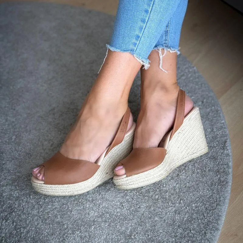 Roxy Espadrille Wedge in Chocolate