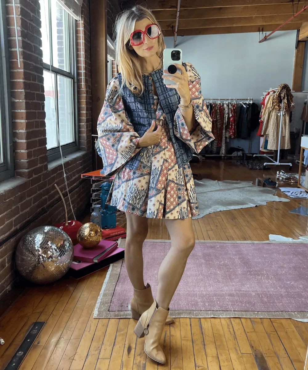 SAMPLE - Le V Mod Top - Indigo Hearts