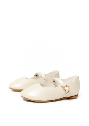 Scallop-edge pearly-finish ballet flats - White