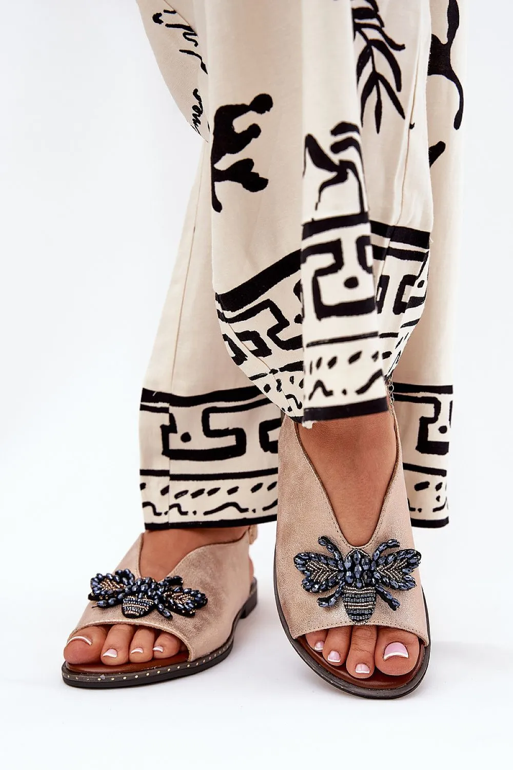 Step in Style Tan Suede Buckle Strap Sandals with Bee Decoration