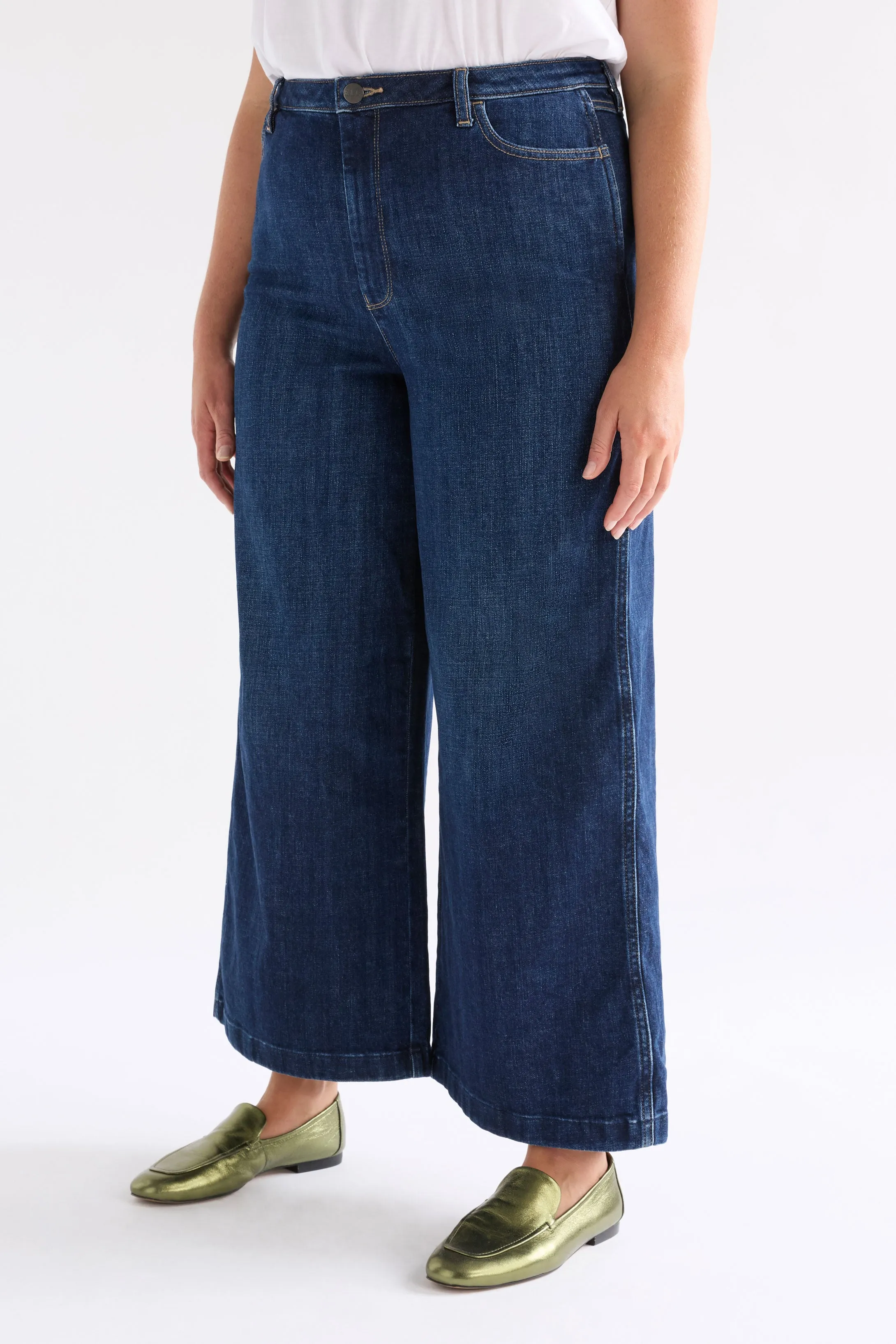 Tovi Regen Jean