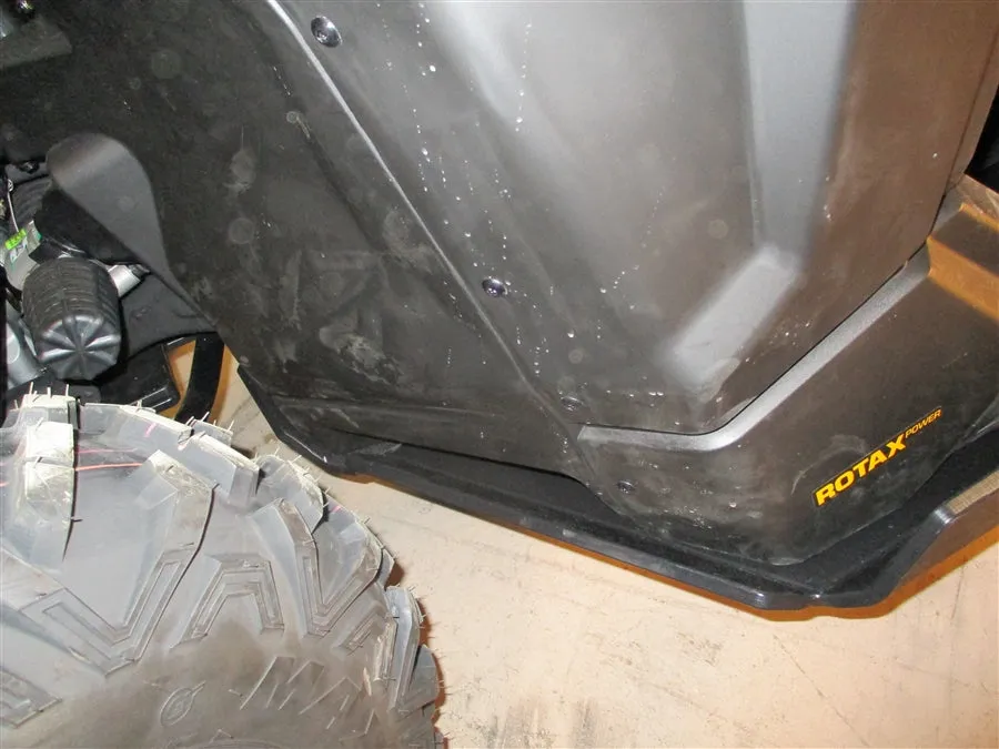 Trail Armor Can Am Maverick X3 Turbo, X3 X DS Turbo R, X3 X RS Turbo R, X3 X MR Turbo, X3 X RC Turbo, X3 X DS Turbo RR, X3 X MR Turbo RR, X3 X RS Turbo RR, X3 X RC Turbo RR, X3 DS Turbo, X3 X RC Turbo RR Full Skids with Integrated Slider Nerfs