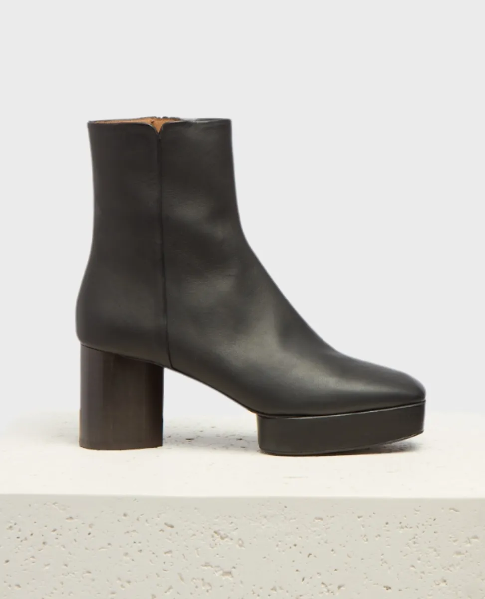 Travis Boot