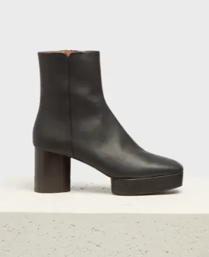 Travis Boot