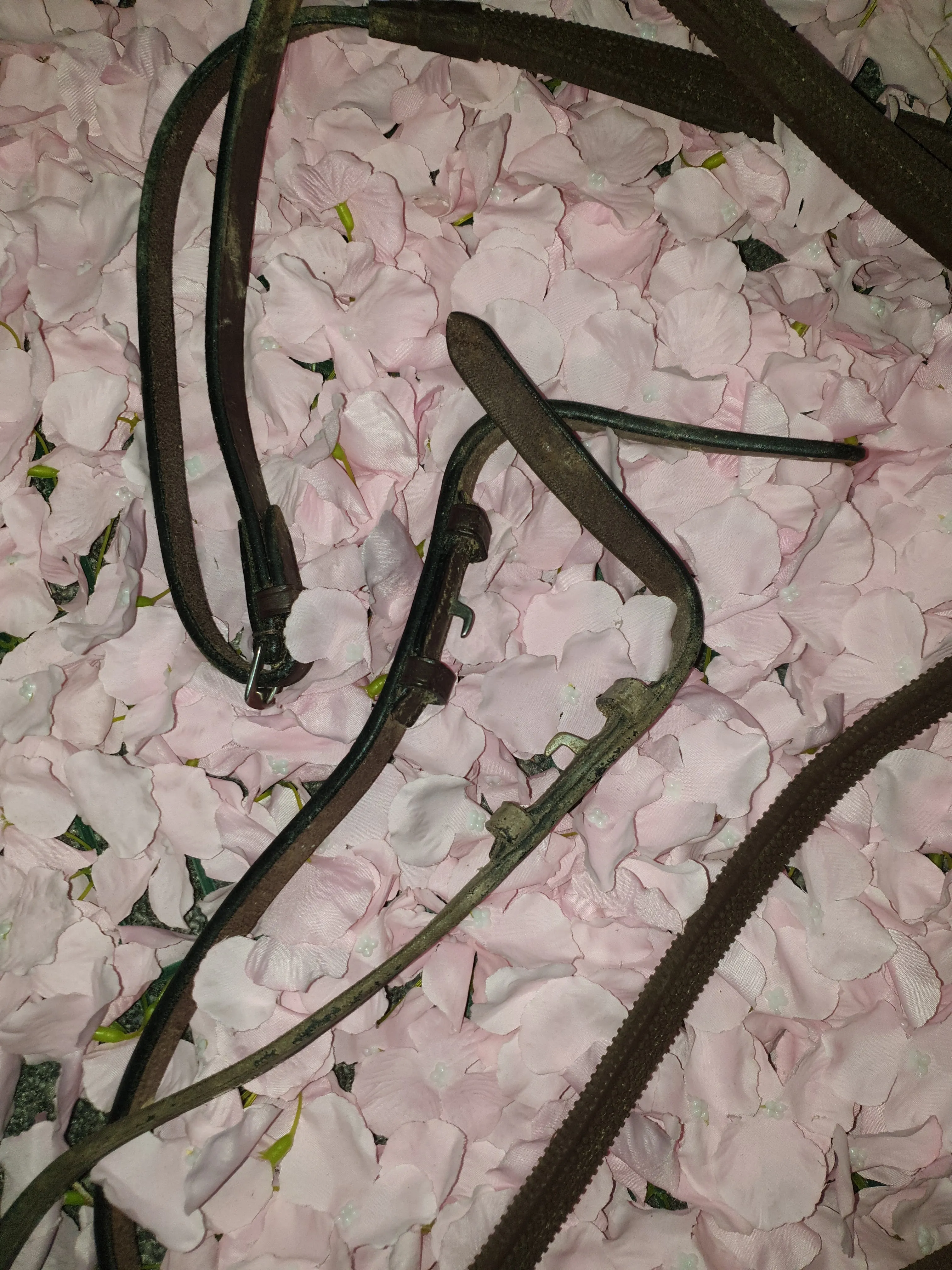 Used brown rubber grip full reins FREE POSTAGE*